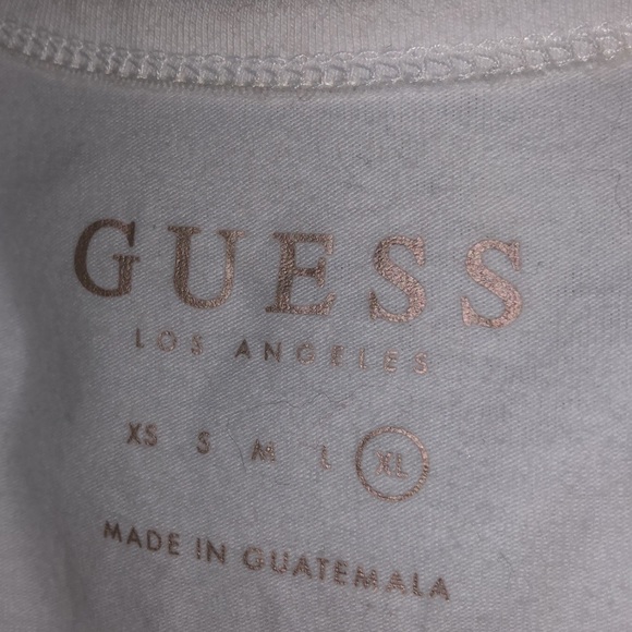 Ladies GUESS Crop top - Picture 2 of 3